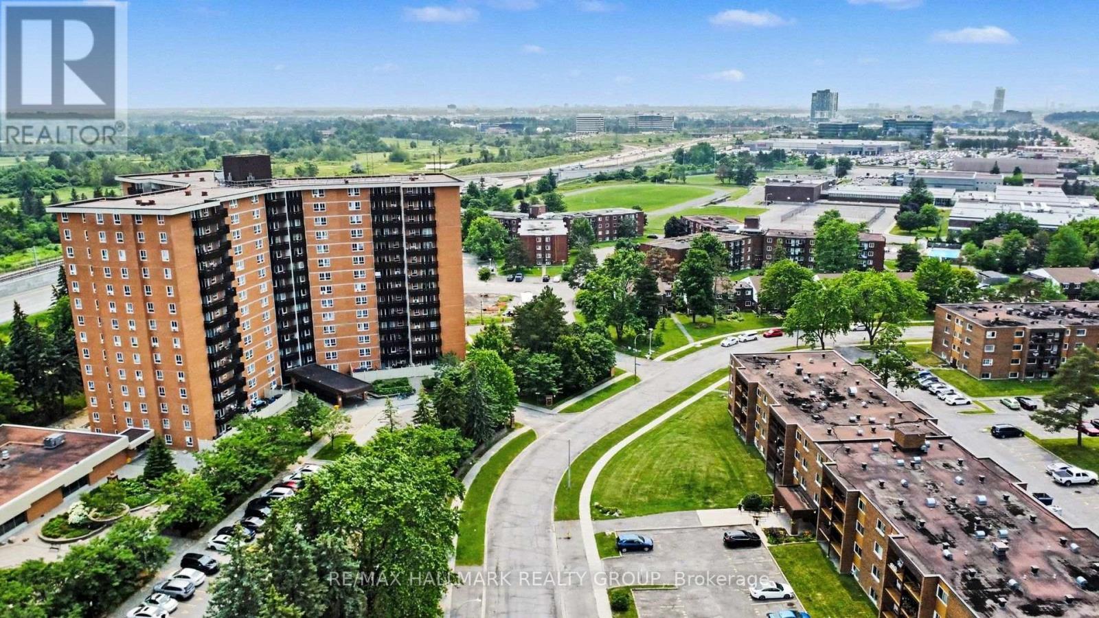 1417 - 2000 Jasmine Crescent, Ottawa, ON - Outdoor With View