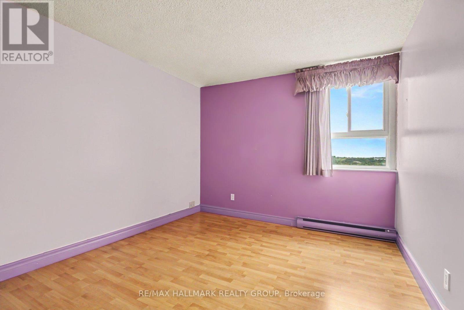 1417 - 2000 Jasmine Crescent, Ottawa, ON - Indoor Photo Showing Other Room