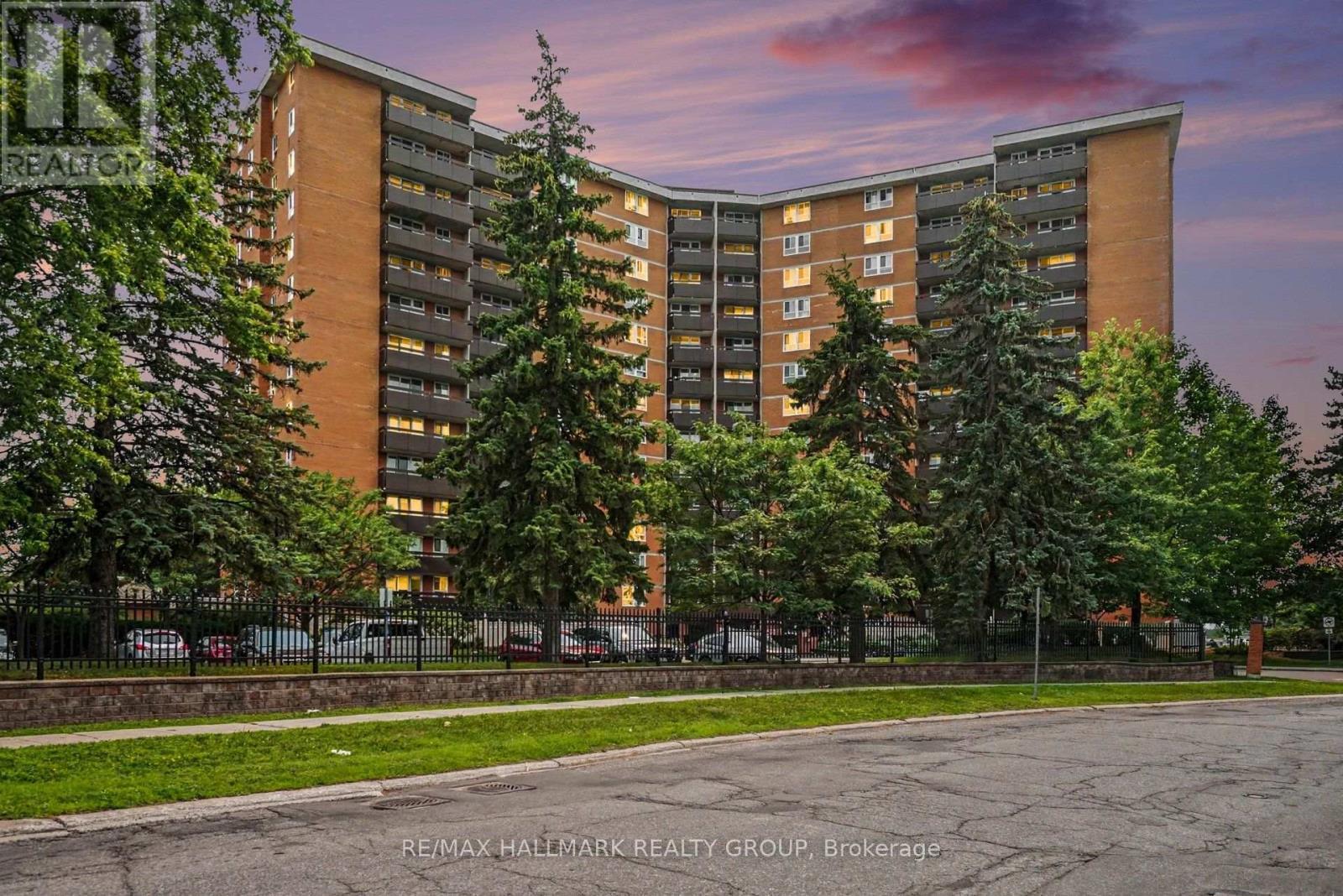 1417 - 2000 Jasmine Crescent, Ottawa, ON - Outdoor With Balcony