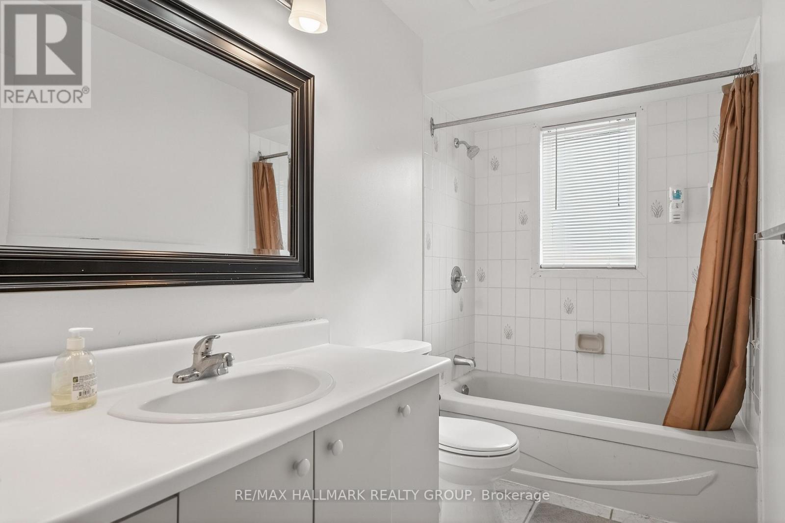1769 Bromont Way, Ottawa, ON - Indoor Photo Showing Bathroom