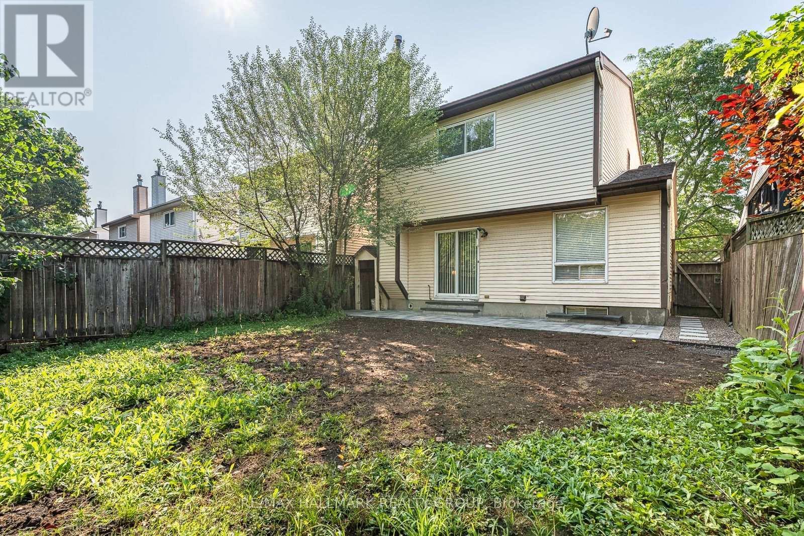 1769 Bromont Way, Ottawa, ON - Outdoor