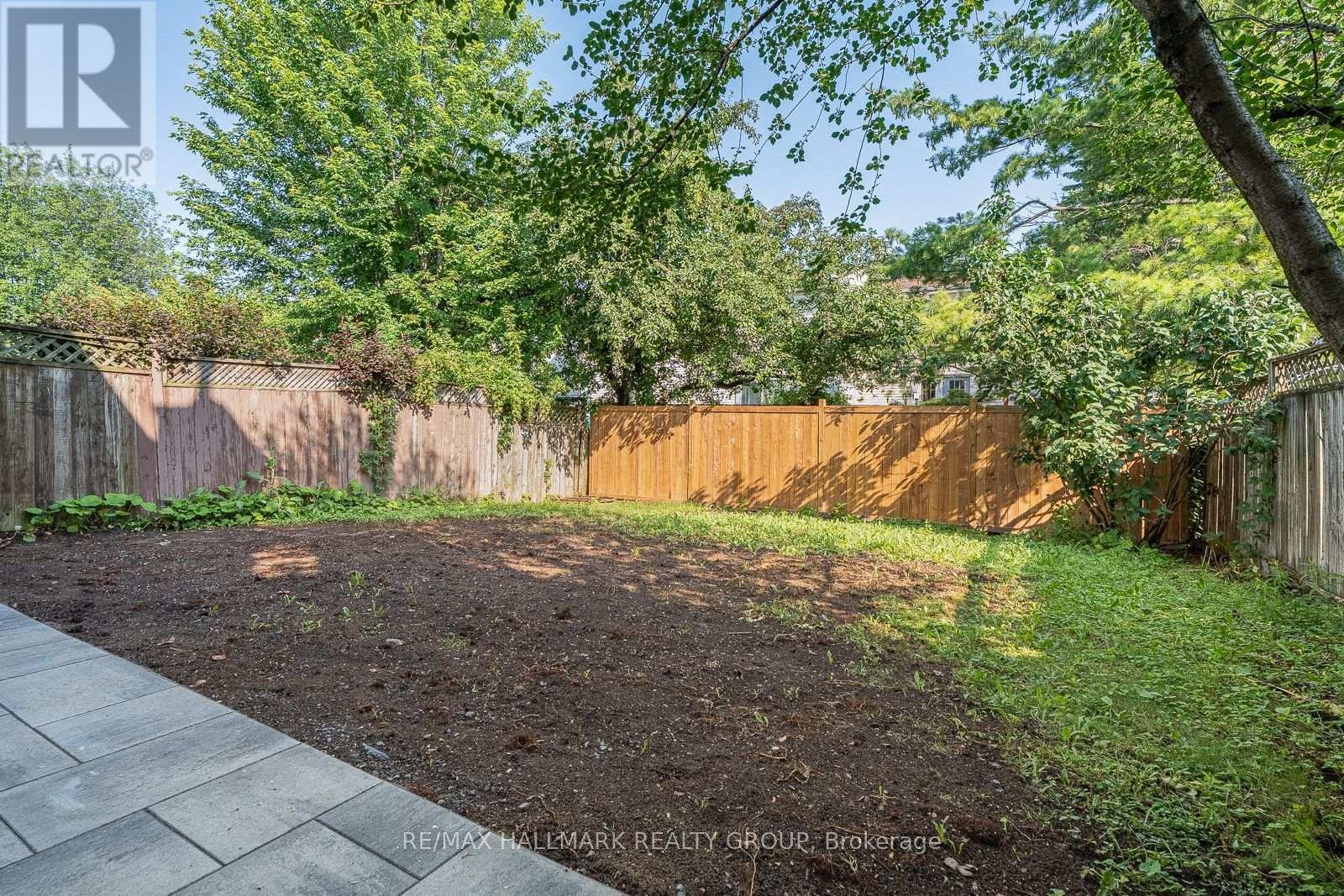 1769 Bromont Way, Ottawa, ON - Outdoor