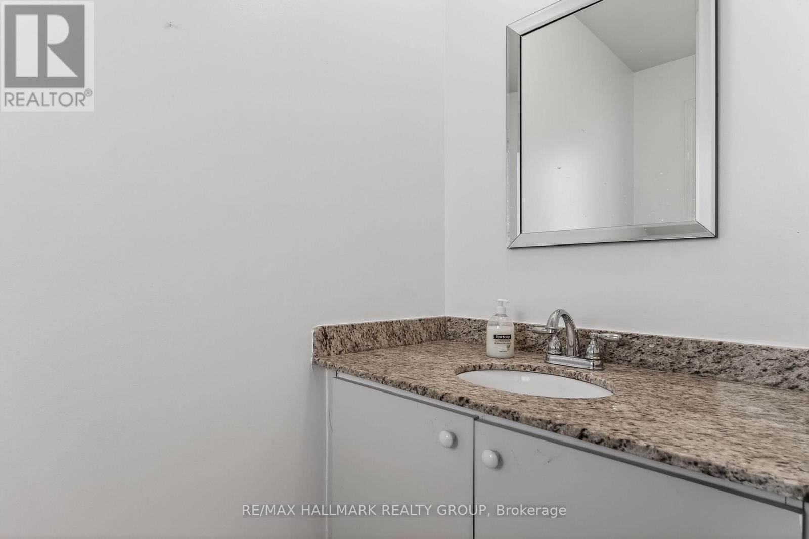 1769 Bromont Way, Ottawa, ON - Indoor Photo Showing Bathroom