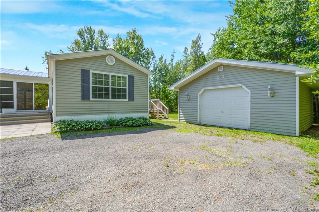 280 Railing Rd, Lincoln, NB