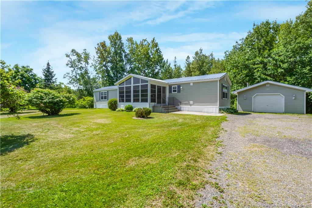 280 Railing Rd, Lincoln, NB