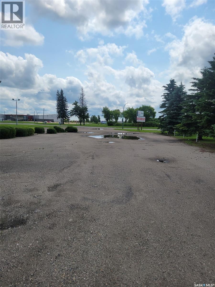 702 3Rd Avenue W, Melville, SK