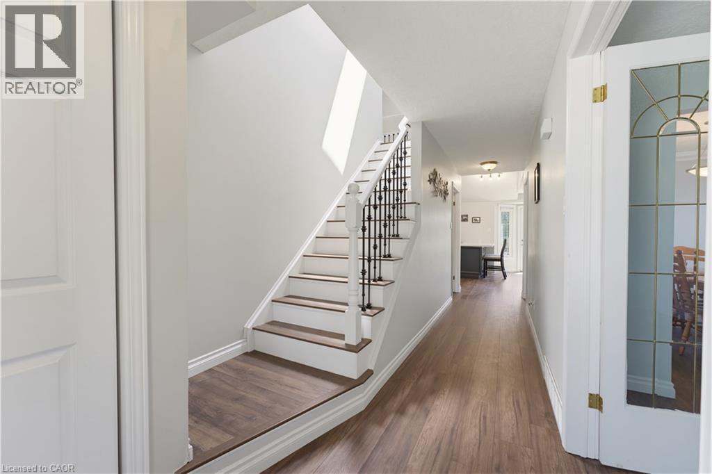32 Stonehaven Place, Cambridge, ON - Indoor Photo Showing Other Room