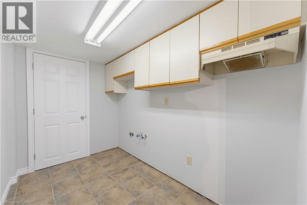 Roughed-In Kitchener for in-law suite with walk-out basement - 32 Stonehaven Place, Cambridge, ON - Indoor Photo Showing Other Room