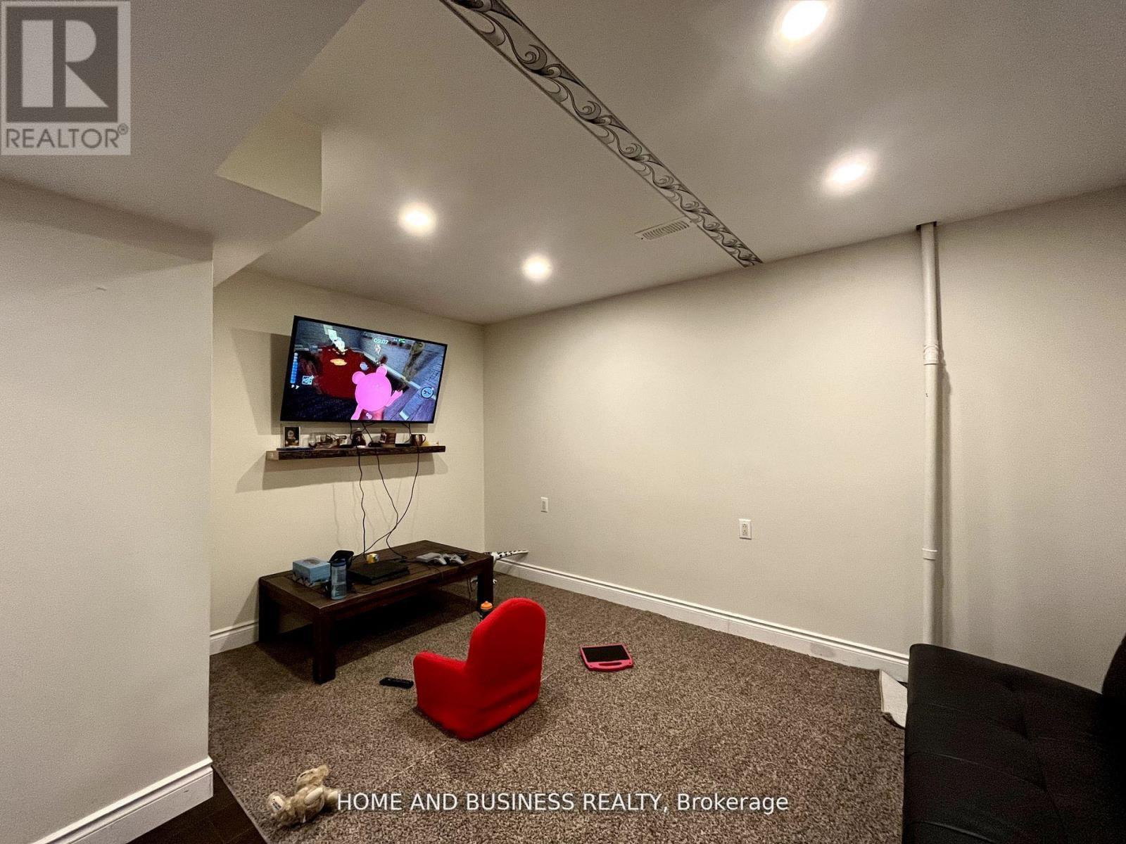 5532 Meadowcrest Avenue, Mississauga, ON - Indoor