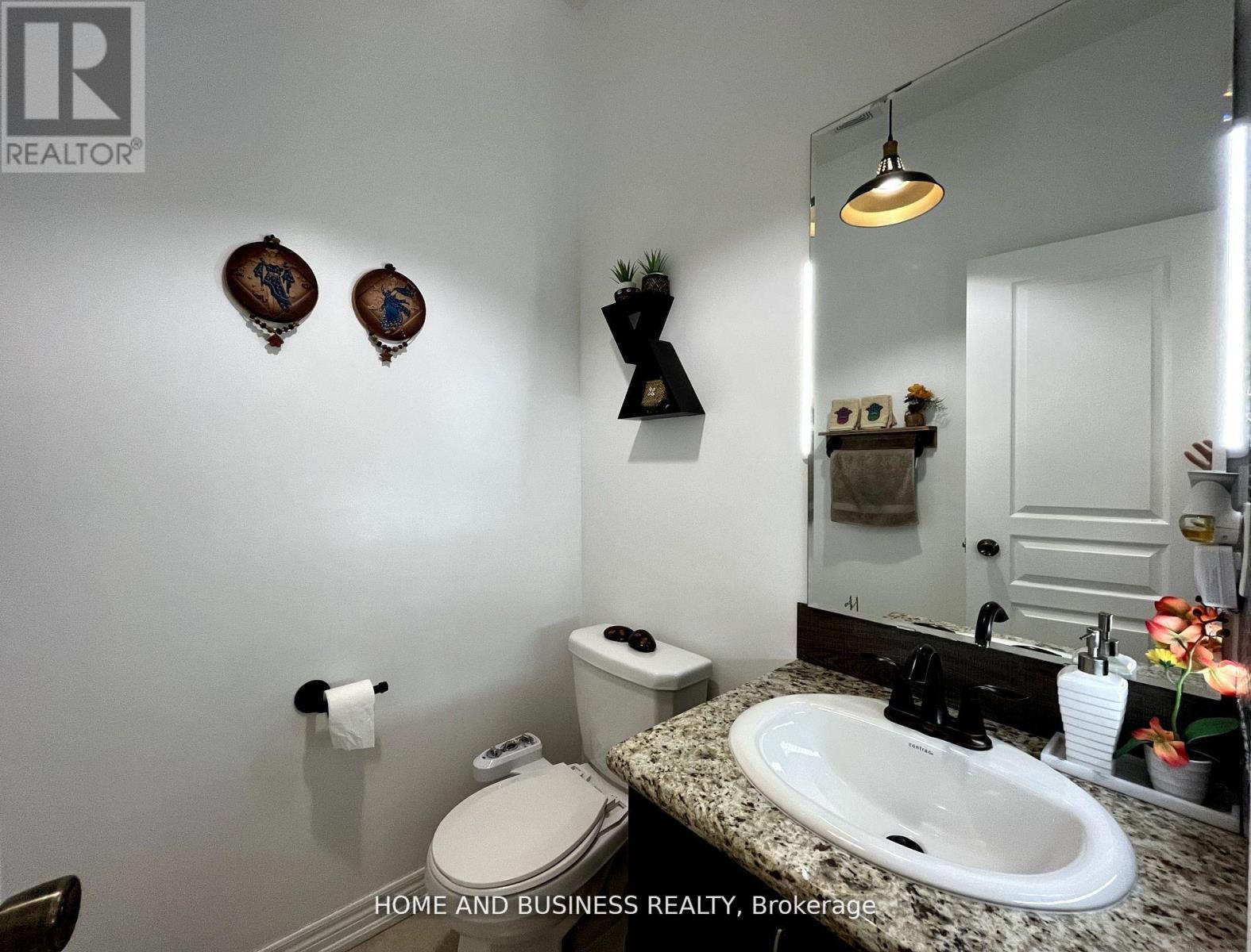5532 Meadowcrest Avenue, Mississauga, ON - Indoor Photo Showing Bathroom