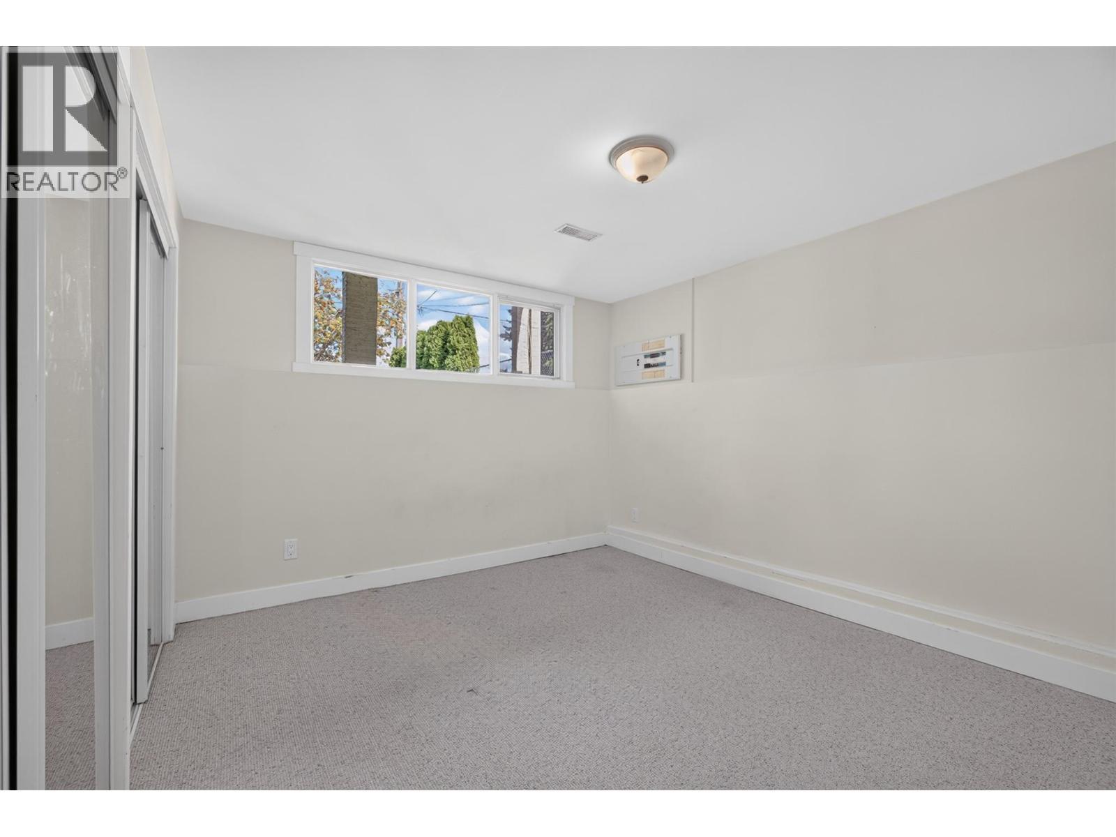 2220 Thacker Drive, West Kelowna, BC - Indoor Photo Showing Other Room