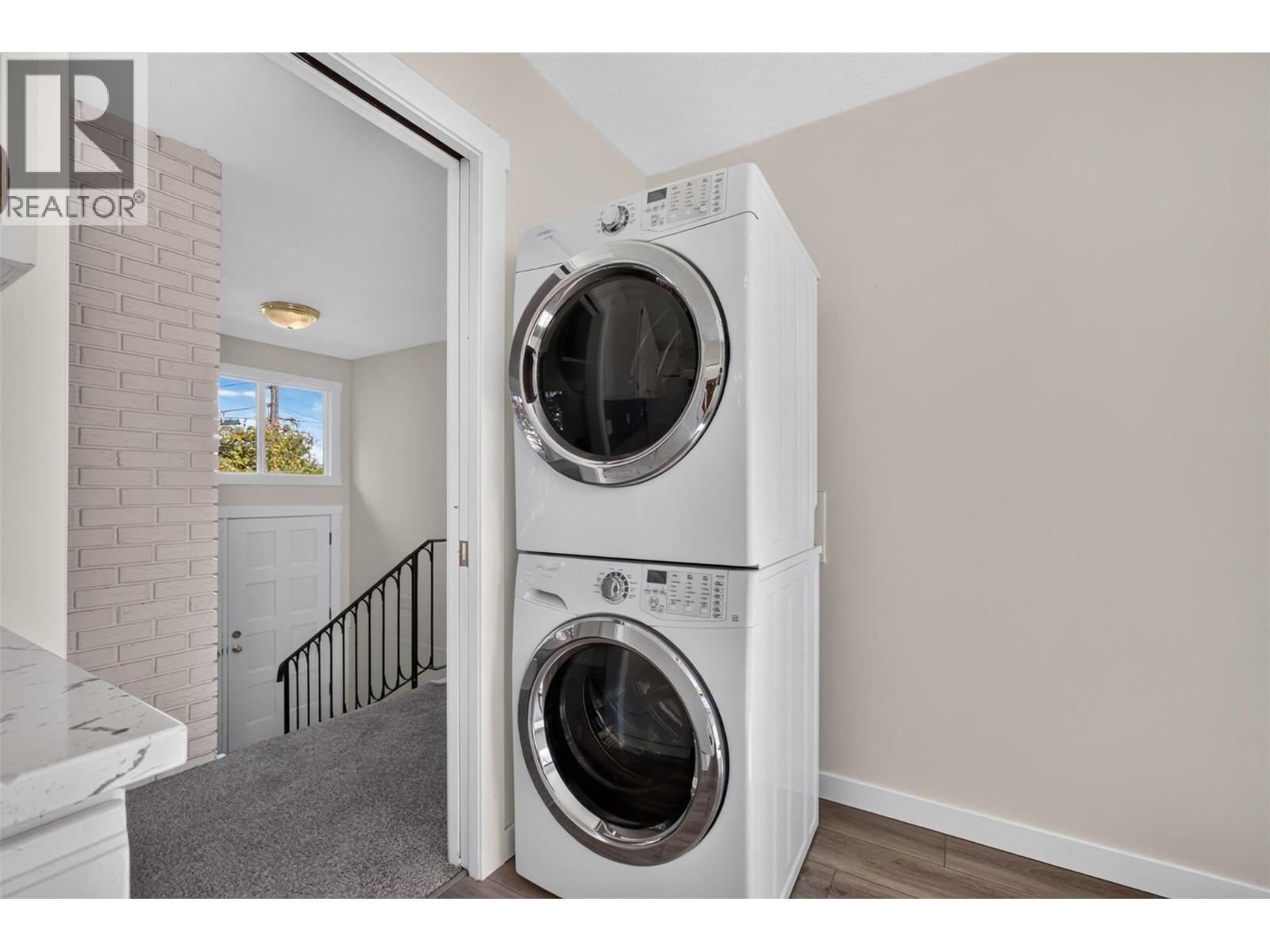 2220 Thacker Drive, West Kelowna, BC - Indoor Photo Showing Other Room