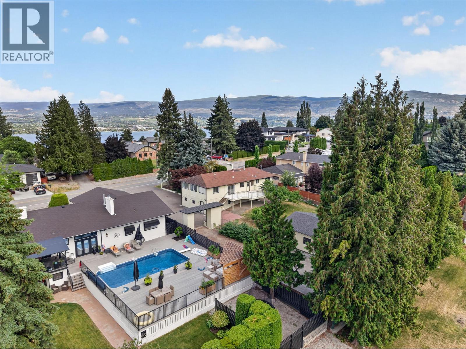 2220 Thacker Drive, West Kelowna, BC - Outdoor With View