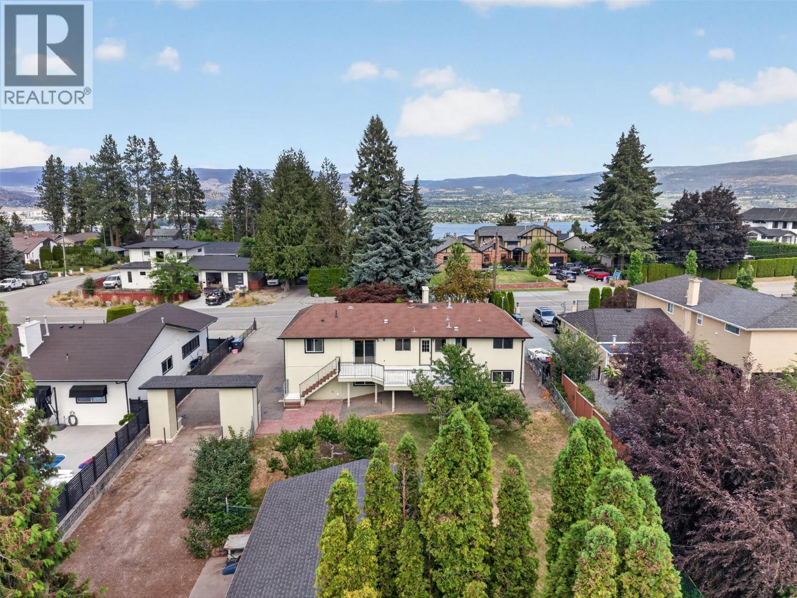 2220 Thacker Drive, West Kelowna, BC - Outdoor With View