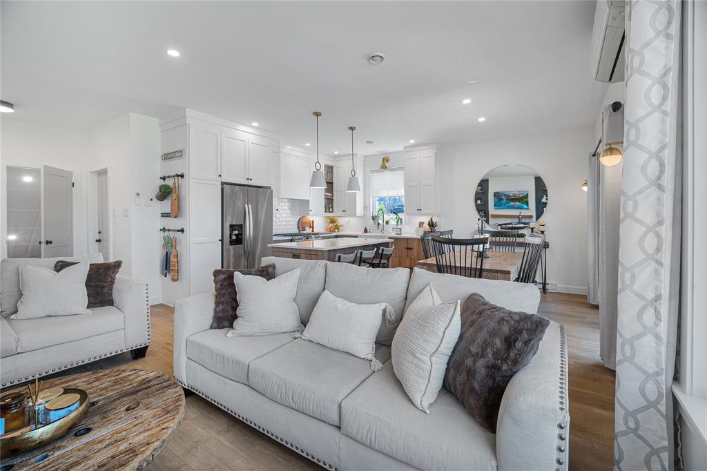 30 Terry Lane, St. John'S, NL - Indoor Photo Showing Living Room