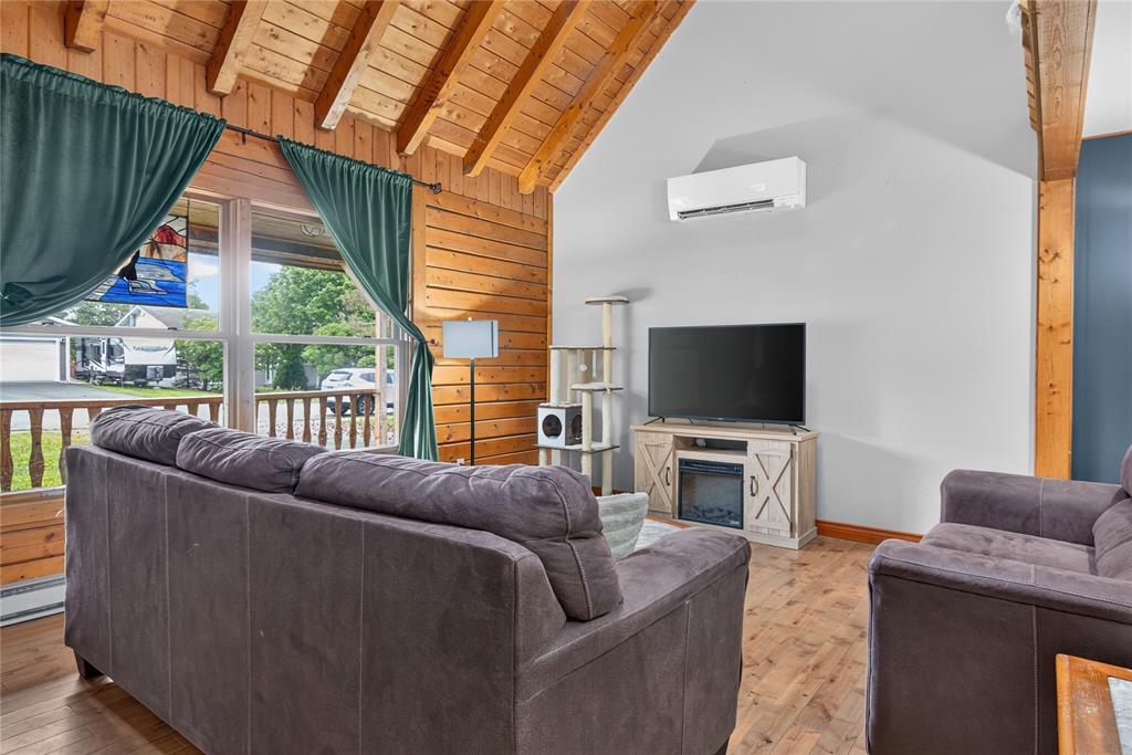 27 Towers Avenue, Gander, NL - Indoor Photo Showing Living Room