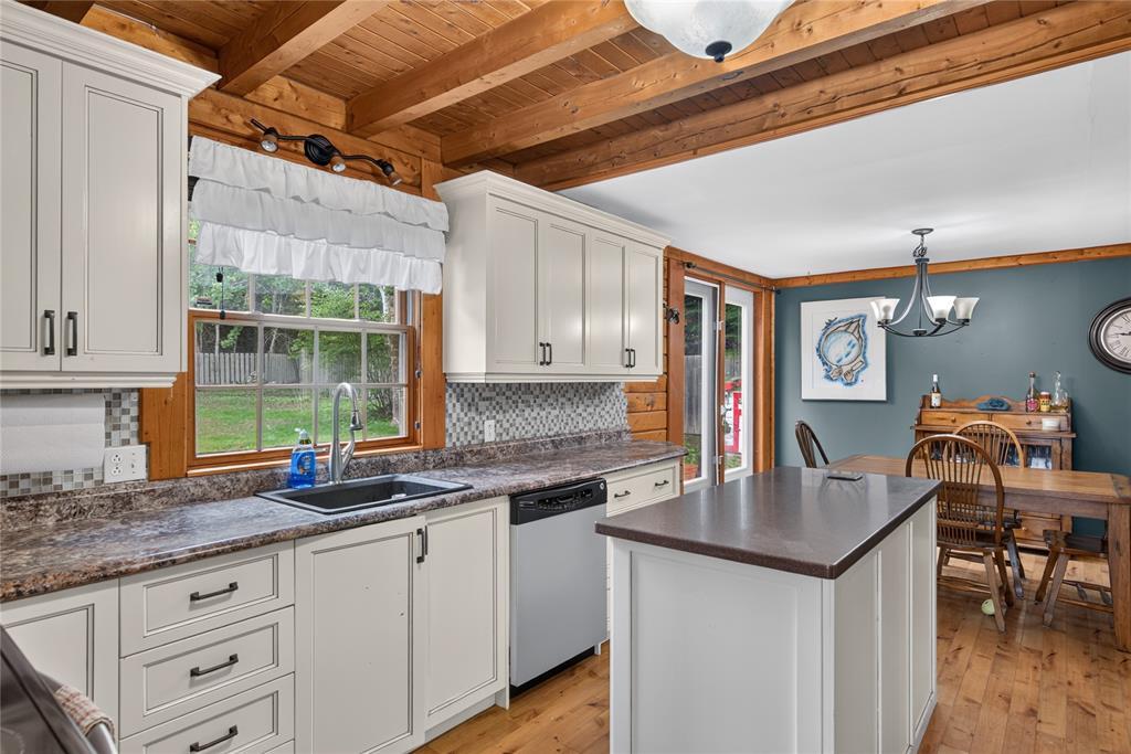 27 Towers Avenue, Gander, NL - Indoor Photo Showing Kitchen