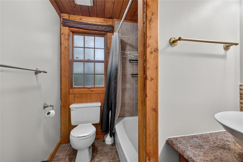 27 Towers Avenue, Gander, NL - Indoor Photo Showing Bathroom