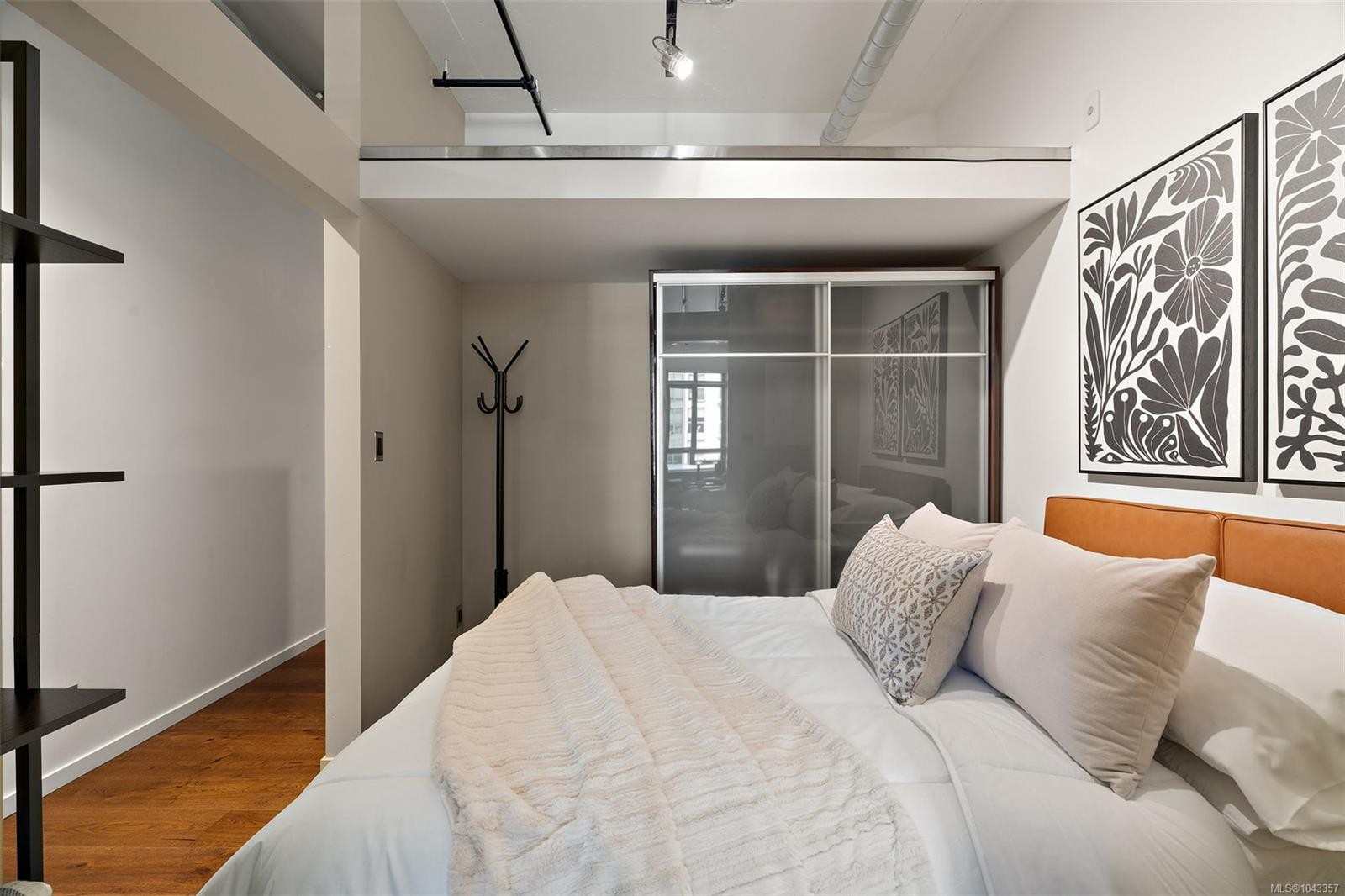 #511-1029 View St, Victoria, BC - Indoor Photo Showing Bedroom
