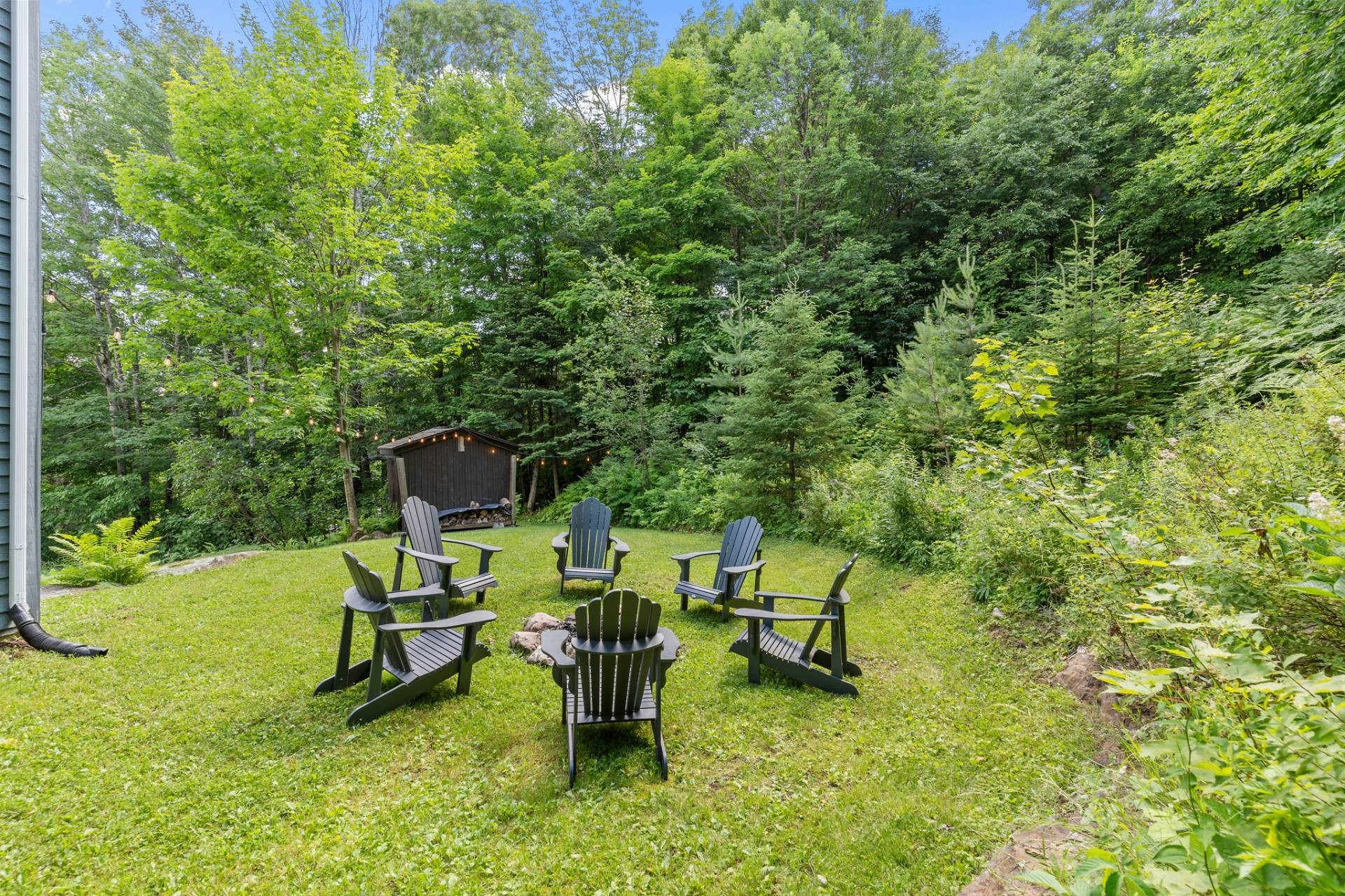 Cour - 3 Rue Susan, Morin-Heights, QC - Outdoor