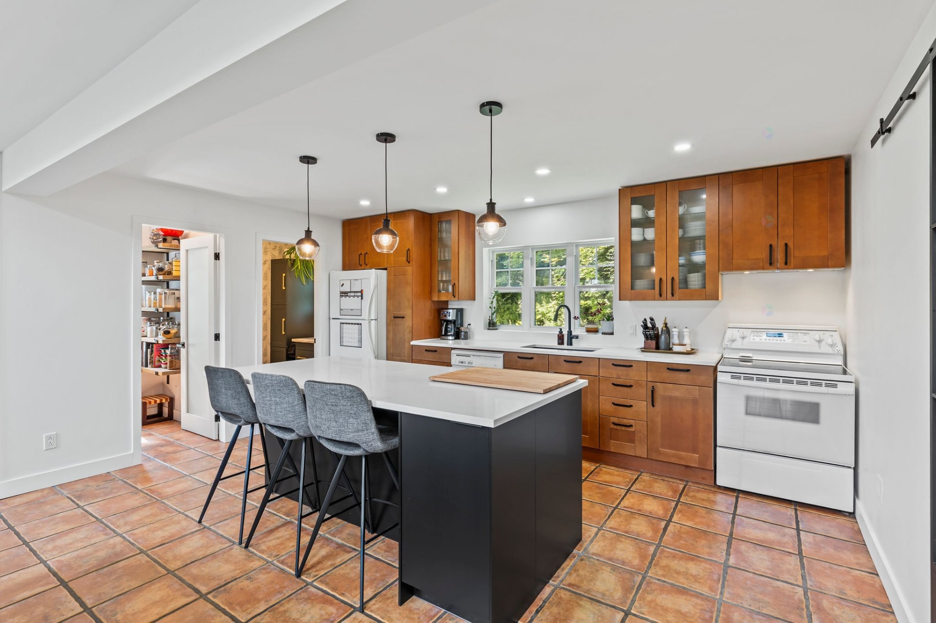 Cuisine - 3 Rue Susan, Morin-Heights, QC - Indoor Photo Showing Kitchen