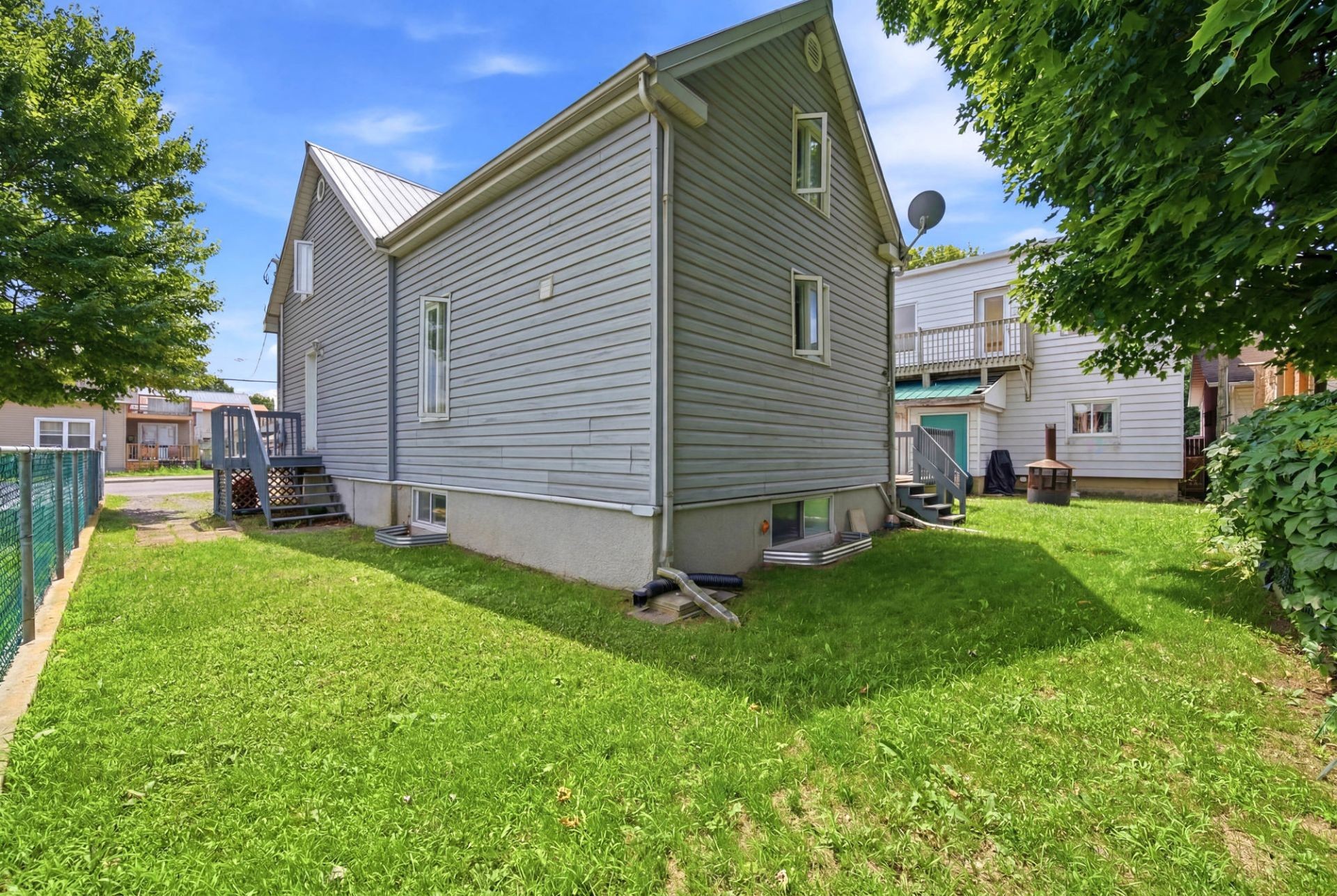 Exterior - 247 Rue Versailles, Roxton Falls, QC - Outdoor With Exterior
