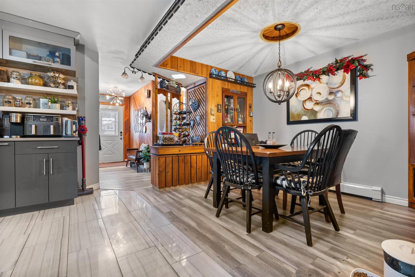 16 Rogers Avenue, Amherst, NS - Indoor Photo Showing Dining Room