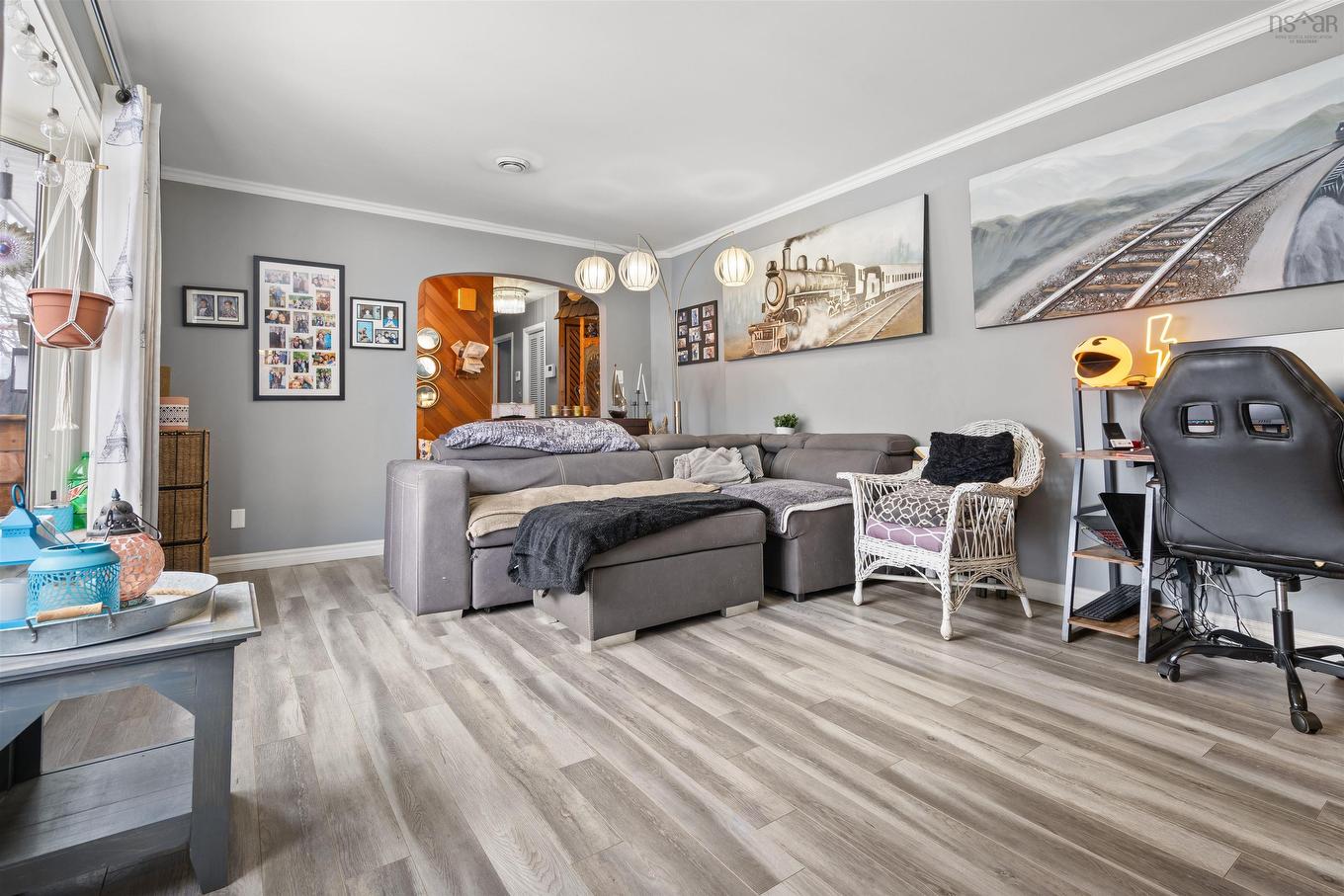 16 Rogers Avenue, Amherst, NS - Indoor