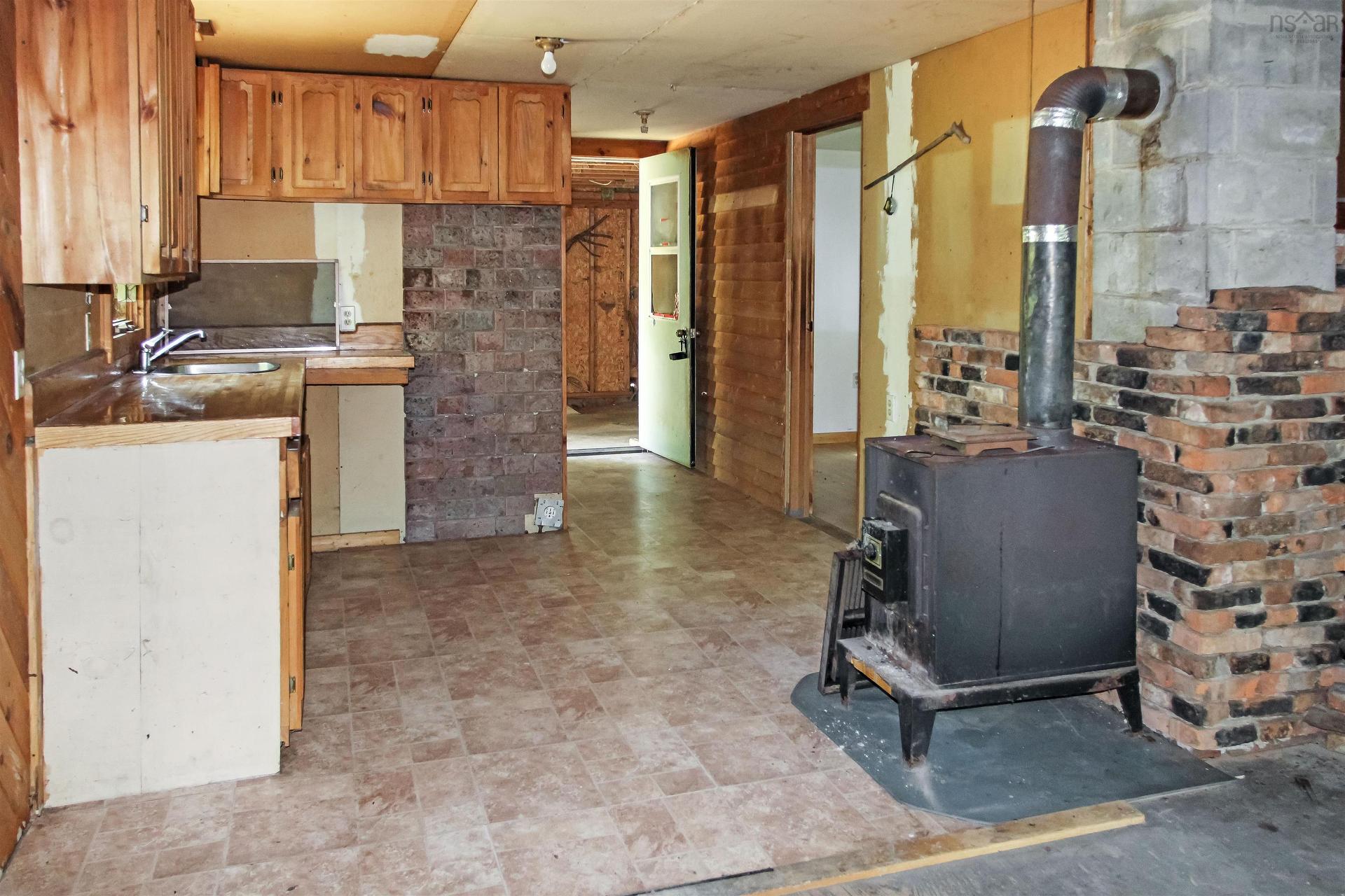 2113 Fire Lane, Torbrook, NS - Indoor Photo Showing Kitchen With Double Sink
