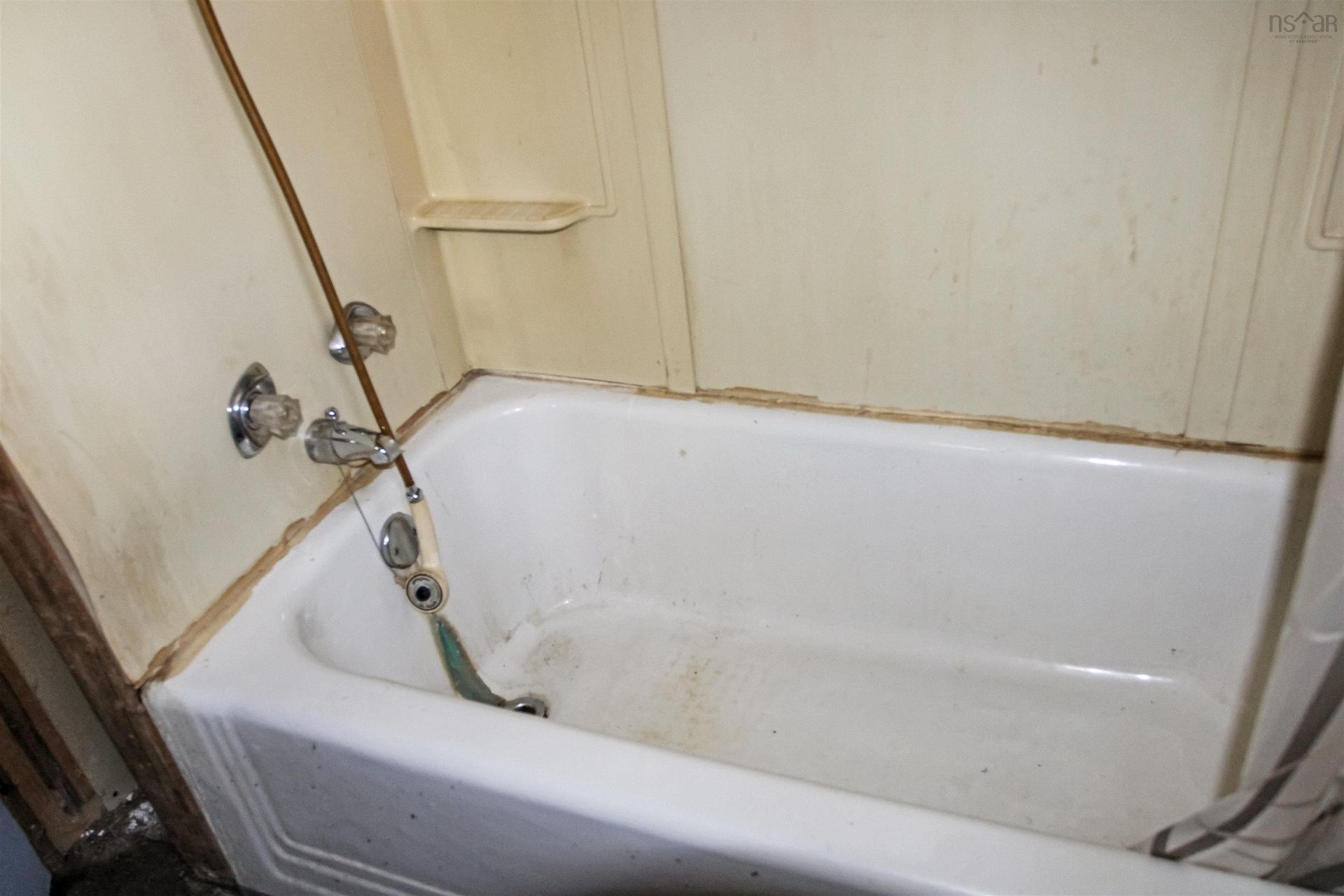 2113 Fire Lane, Torbrook, NS - Indoor Photo Showing Bathroom