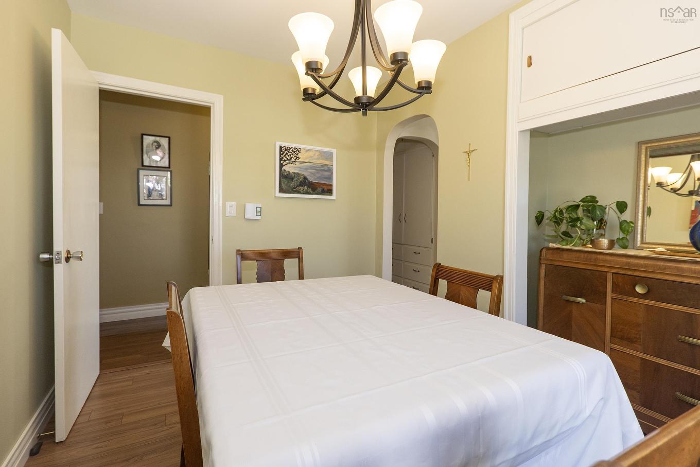 12 Central Avenue, Amherst, NS - Indoor