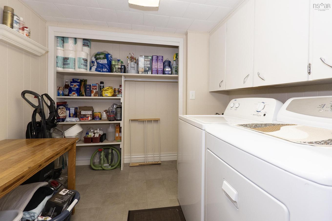12 Central Avenue, Amherst, NS - Indoor Photo Showing Laundry Room