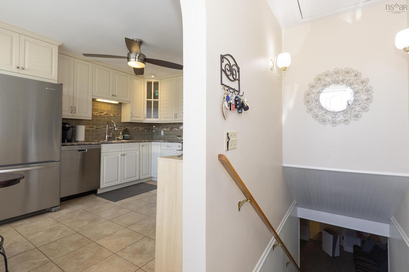 12 Central Avenue, Amherst, NS - Indoor Photo Showing Kitchen
