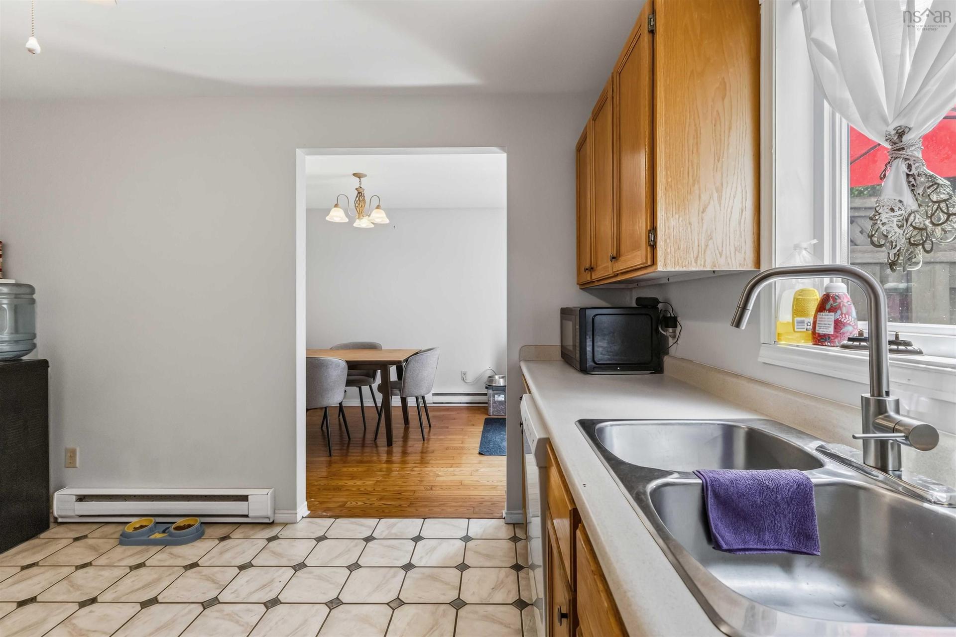 38 Ridgecrest Drive, Bridgewater, NS - Indoor Photo Showing Kitchen With Double Sink