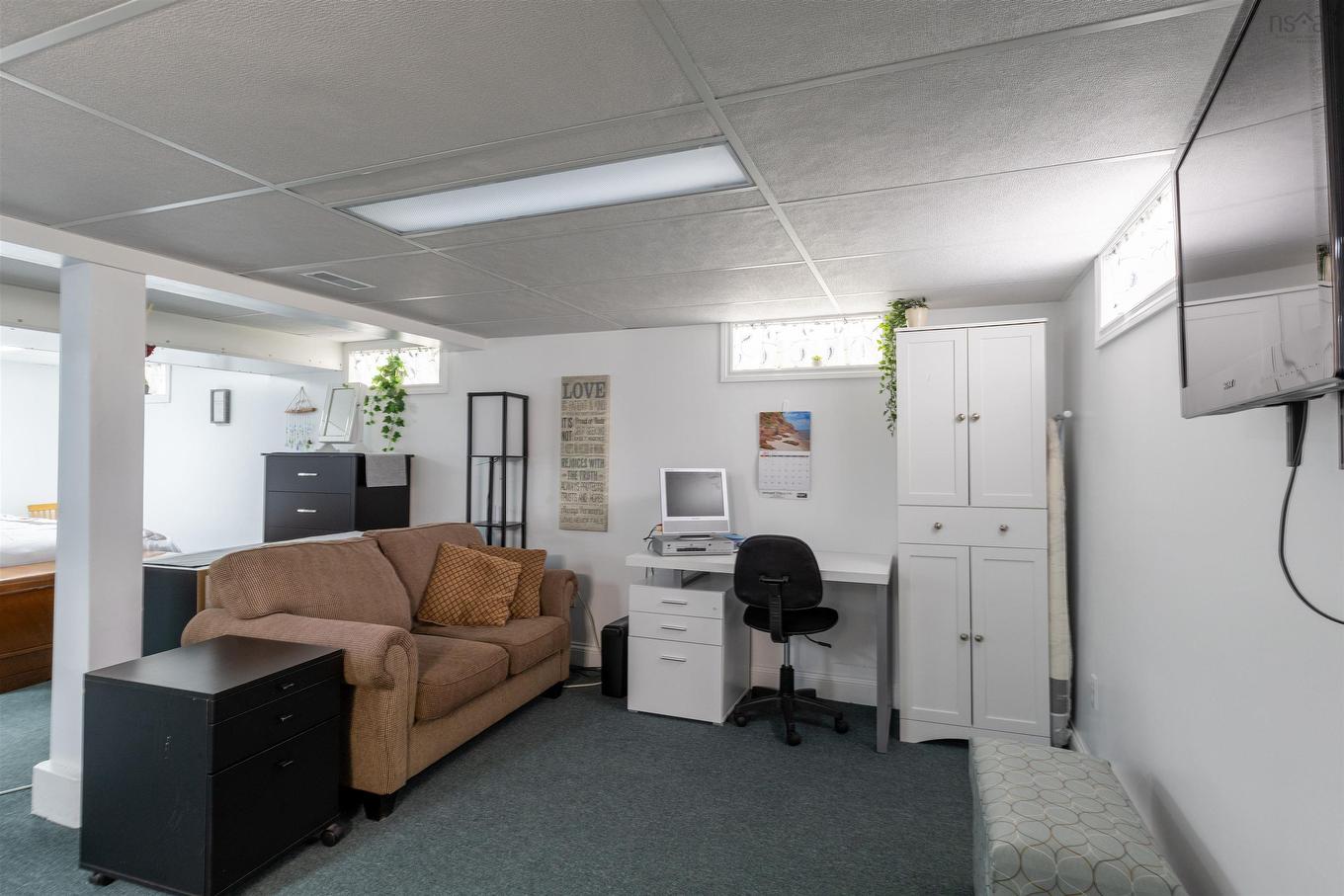 69 King Street, Yarmouth, NS - Indoor