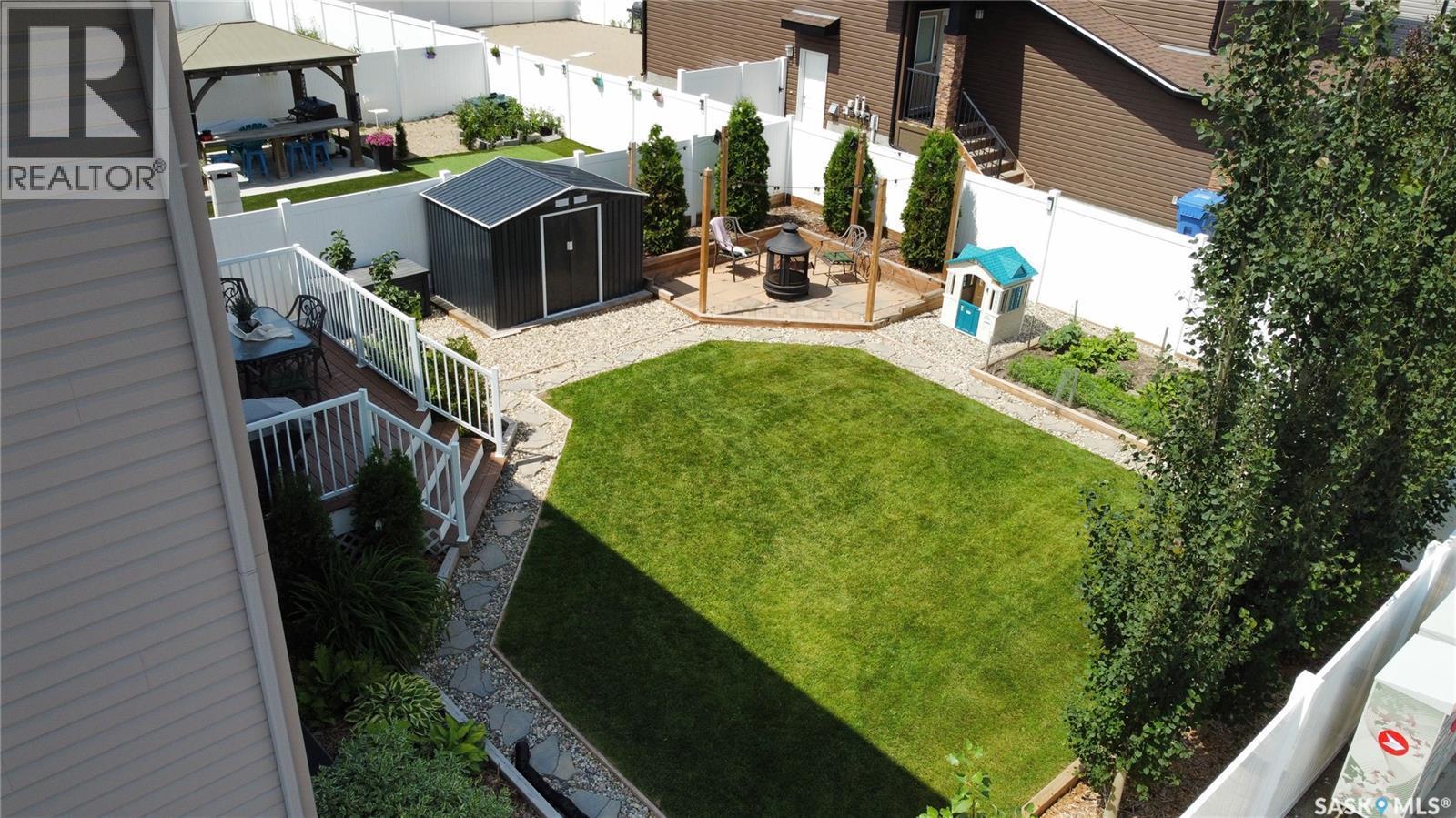 3755 Gee Crescent, Regina, SK - Outdoor