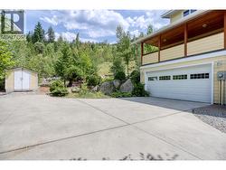 Garage -