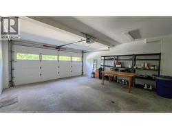 Garage -