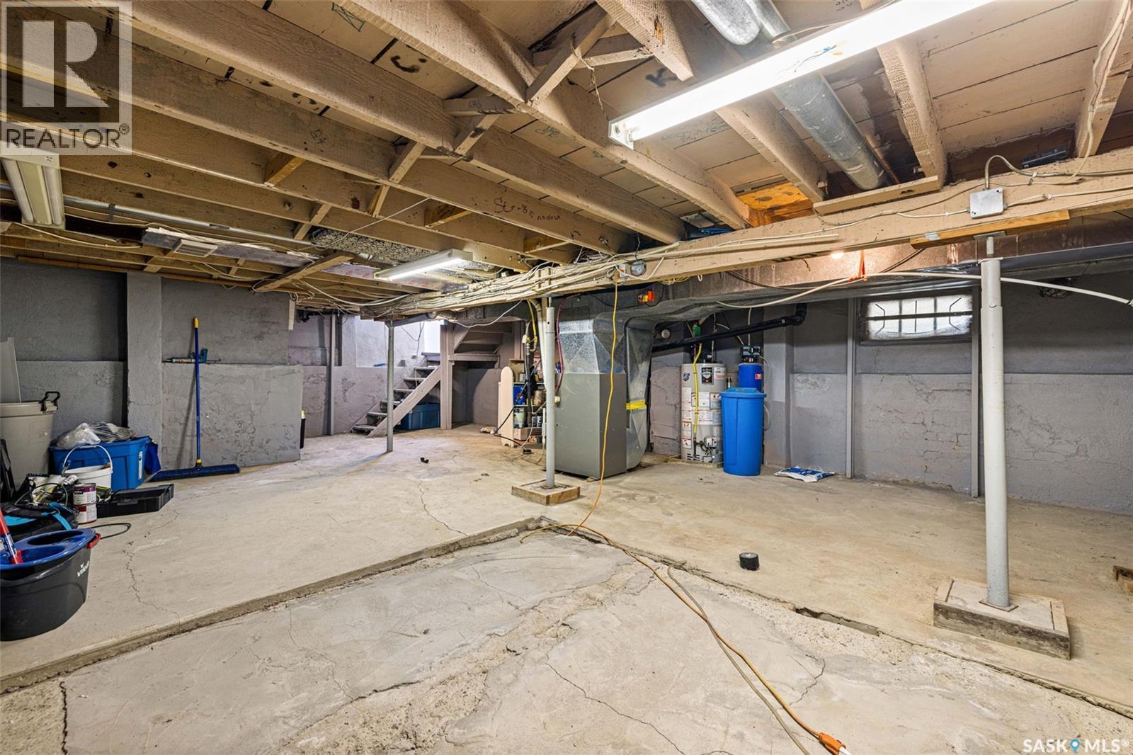 1422 Cameron Street, Regina, SK - Indoor Photo Showing Basement