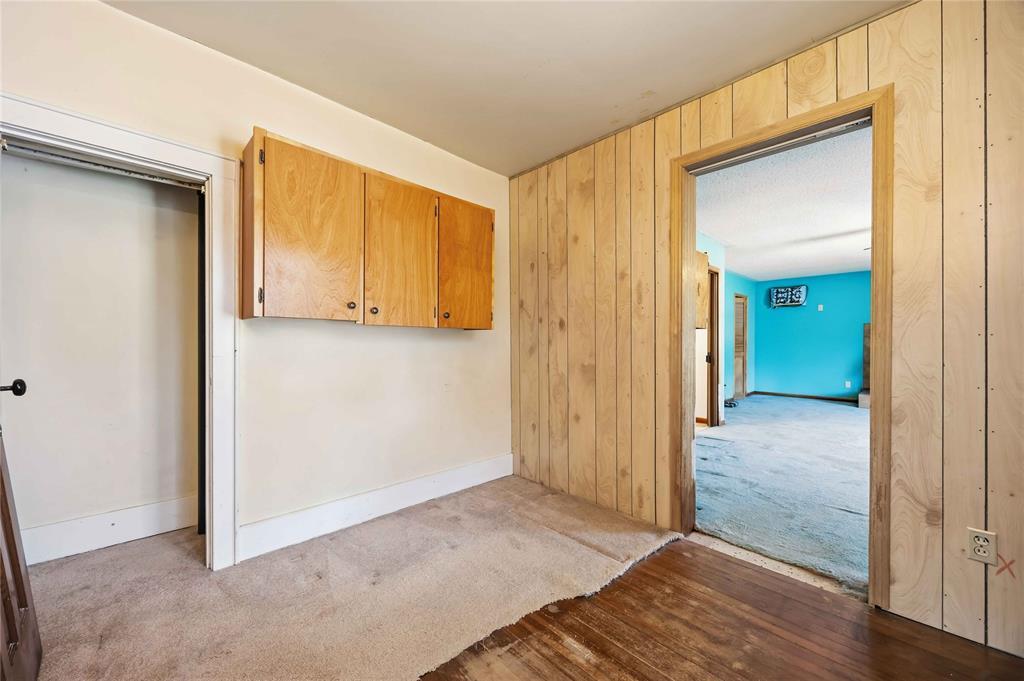 439 Maude Street, Petrolia, ON - Indoor Photo Showing Other Room