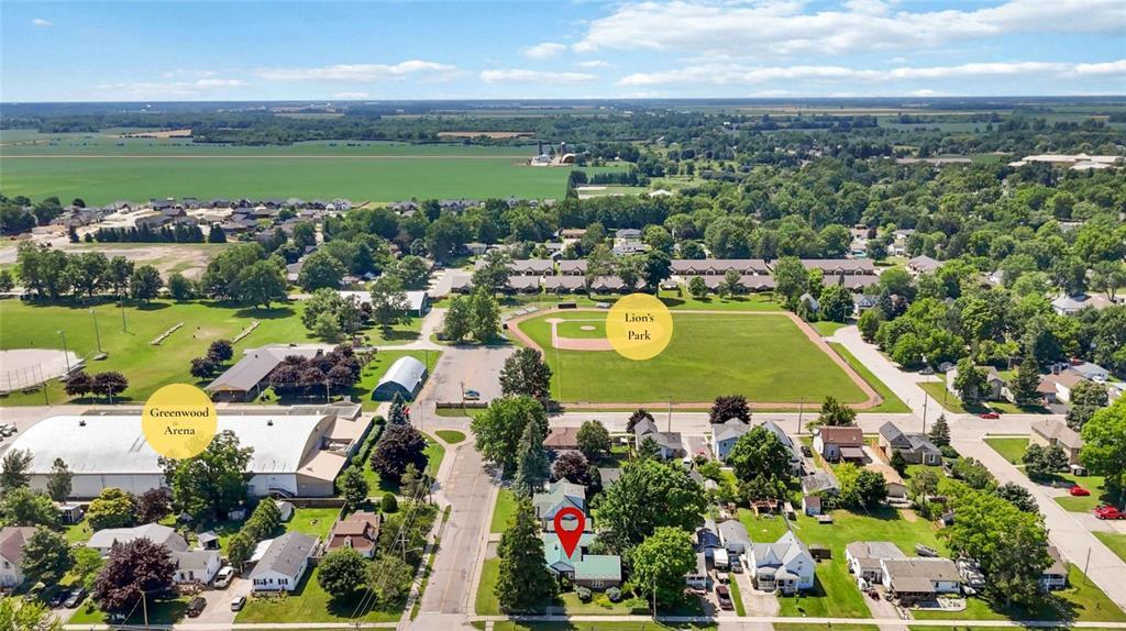 439 Maude Street, Petrolia, ON - Outdoor With View