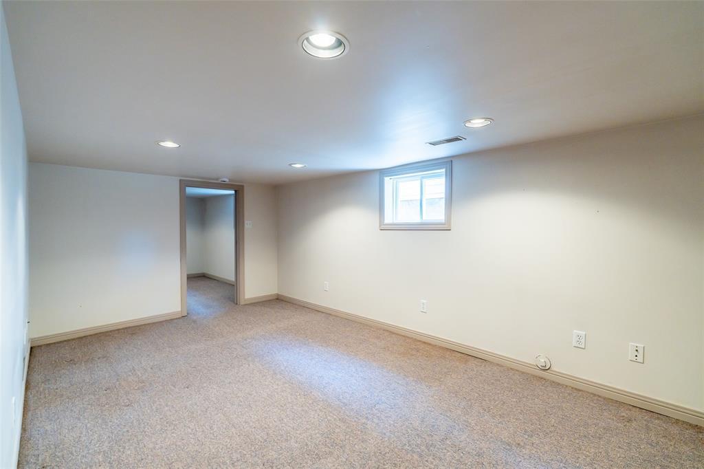 288 Nelson Street, Sarnia, ON - Indoor