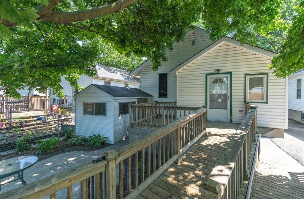 288 Nelson Street, Sarnia, ON - Outdoor With Deck Patio Veranda With Exterior