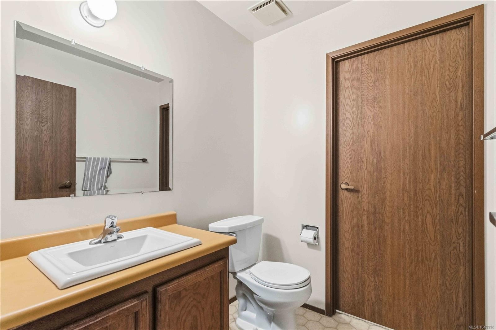 #20-2020 White Birch Rd, Sidney, BC