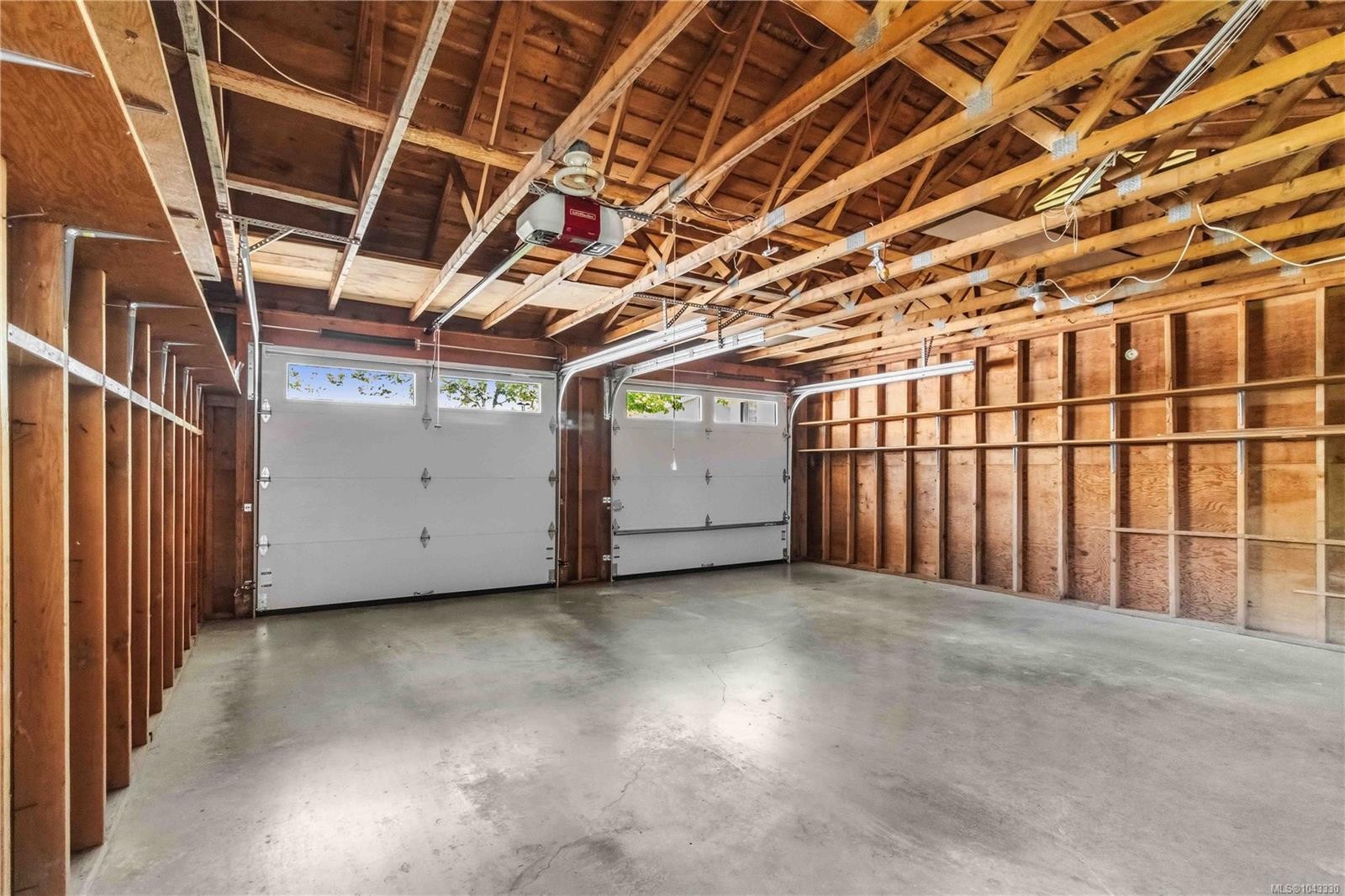 #20-2020 White Birch Rd, Sidney, BC