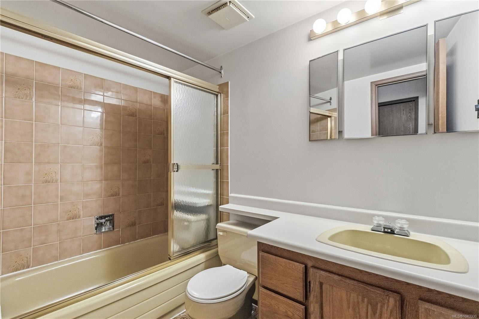 #20-2020 White Birch Rd, Sidney, BC