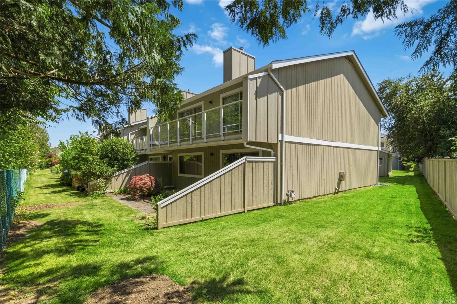 #20-2020 White Birch Rd, Sidney, BC