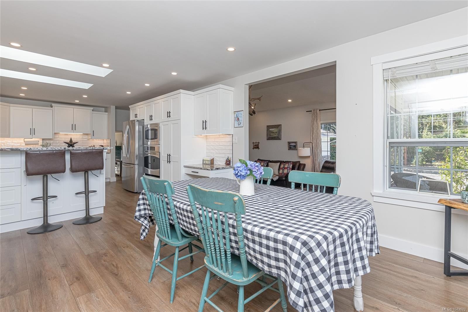 6535 Wicks Rd, Duncan, BC