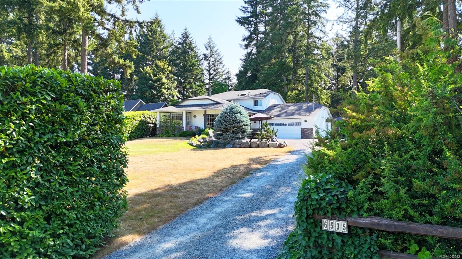 6535 Wicks Rd, Duncan, BC