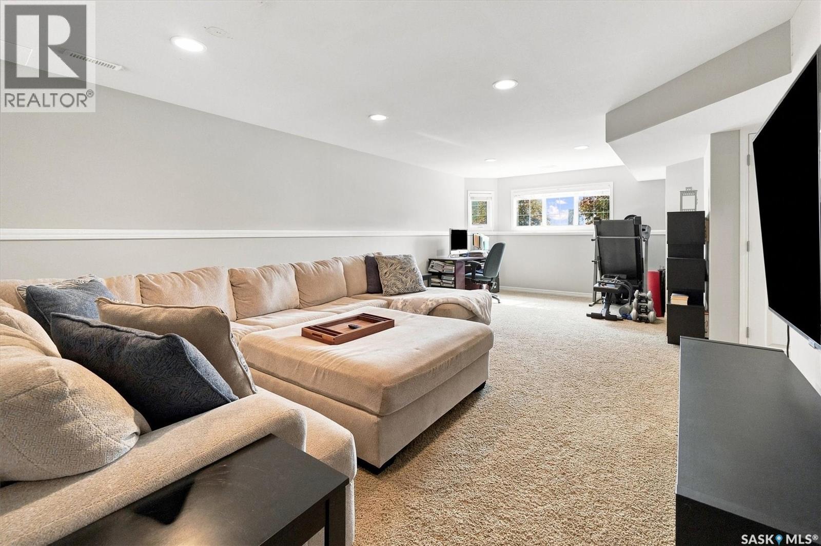 547 Bayview Terrace, Saskatoon, SK - Indoor